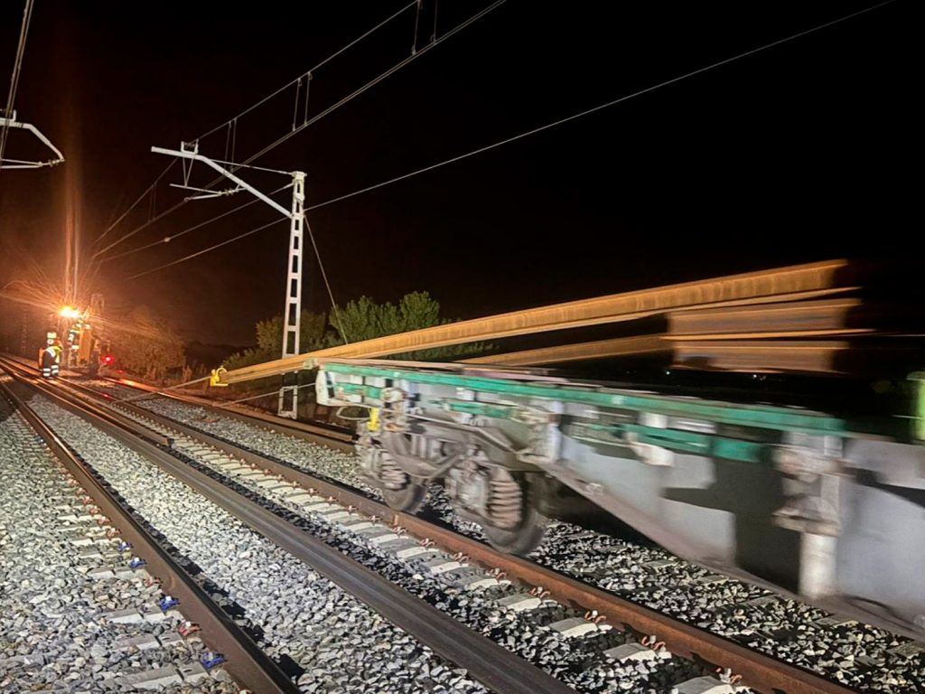 obras-emergencia-sustitucion-carril-L-300-Madrid–Valencia1